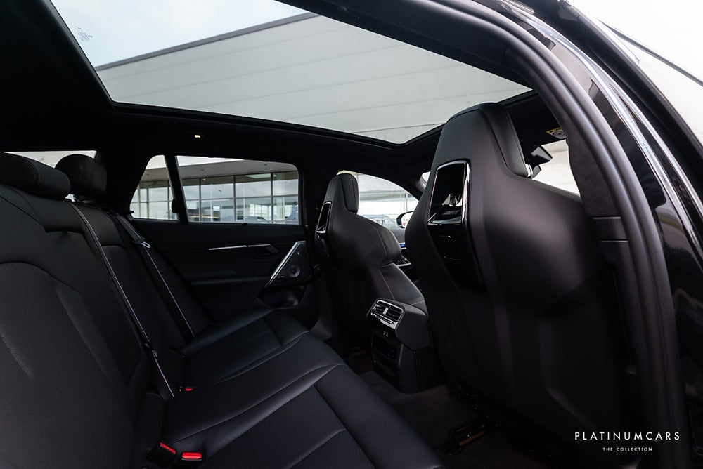 BMW M5 Touring xDrive 727hk / LEASEBAR / Sv.såld / SPEC