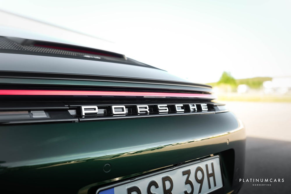 Porsche 911 992 GT3 Touring PDK 510hk 2026 / 100 mil / Sv.såld