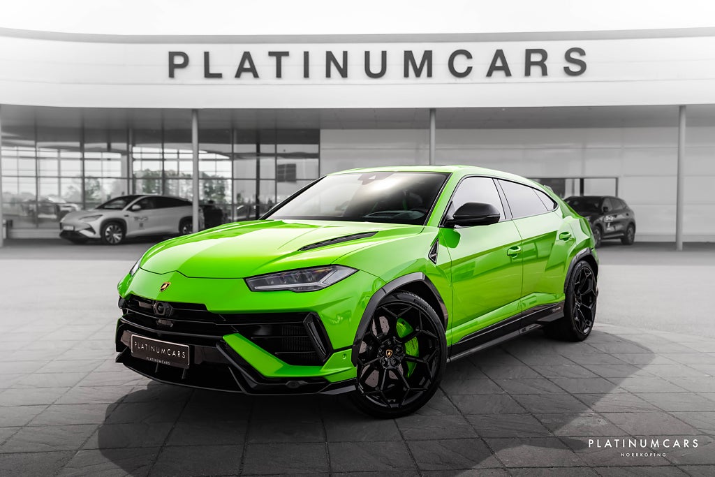 Lamborghini Urus Performante 666hk / AKRA / Full kolfiber