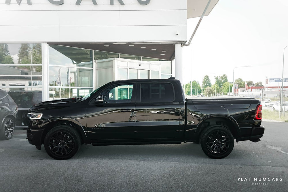 RAM 1500 Limited Rambox Night 2026 / LEASEBAR