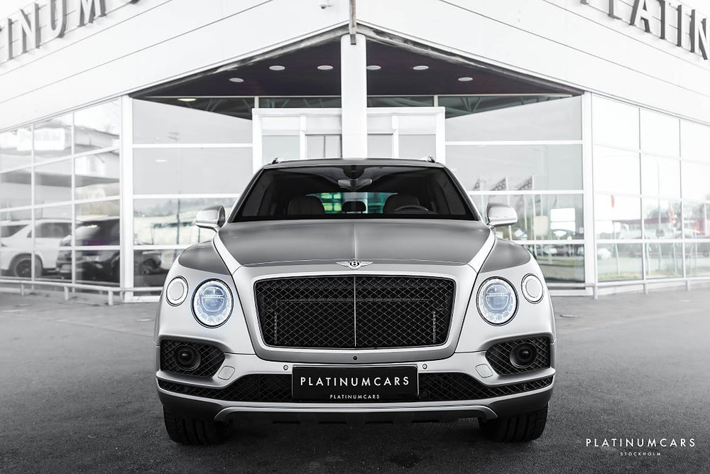 Bentley Bentayga Hybrid Blackline / Mulliner / Naim / Kolfiber