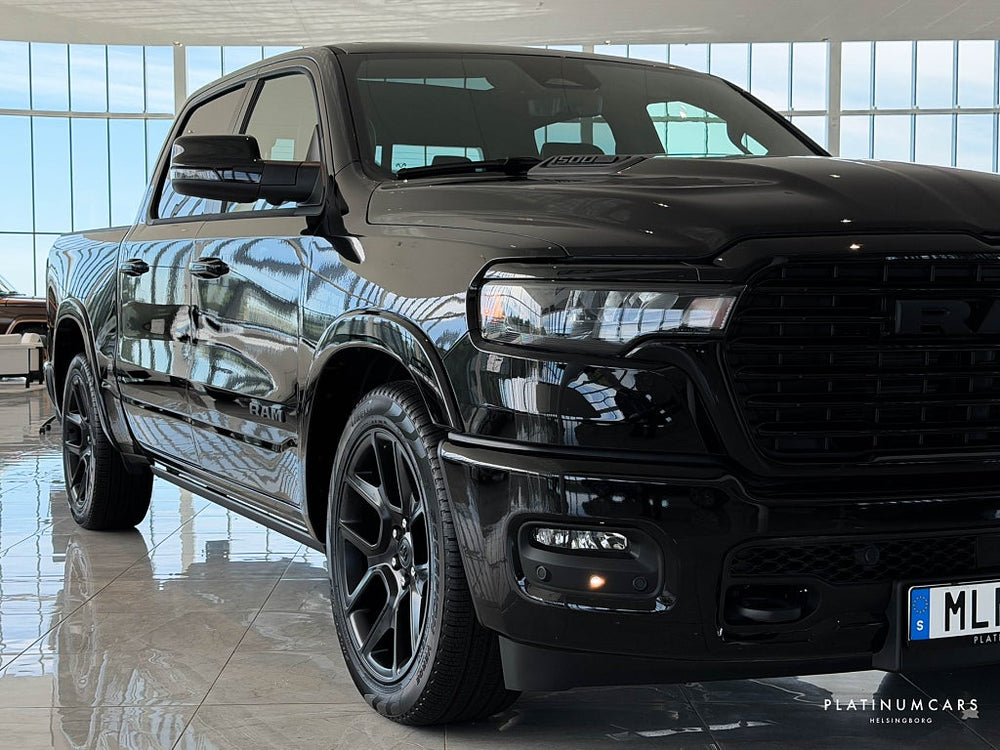 RAM 1500 Laramie Night Premium 2026 / NYA MOD/ LEASEBAR