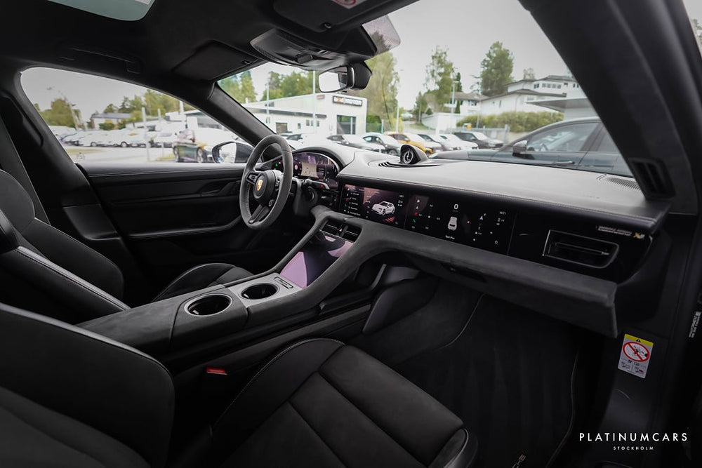 Porsche Taycan GTS Sport Turismo / SportDesign Carbon / Sv.Såld