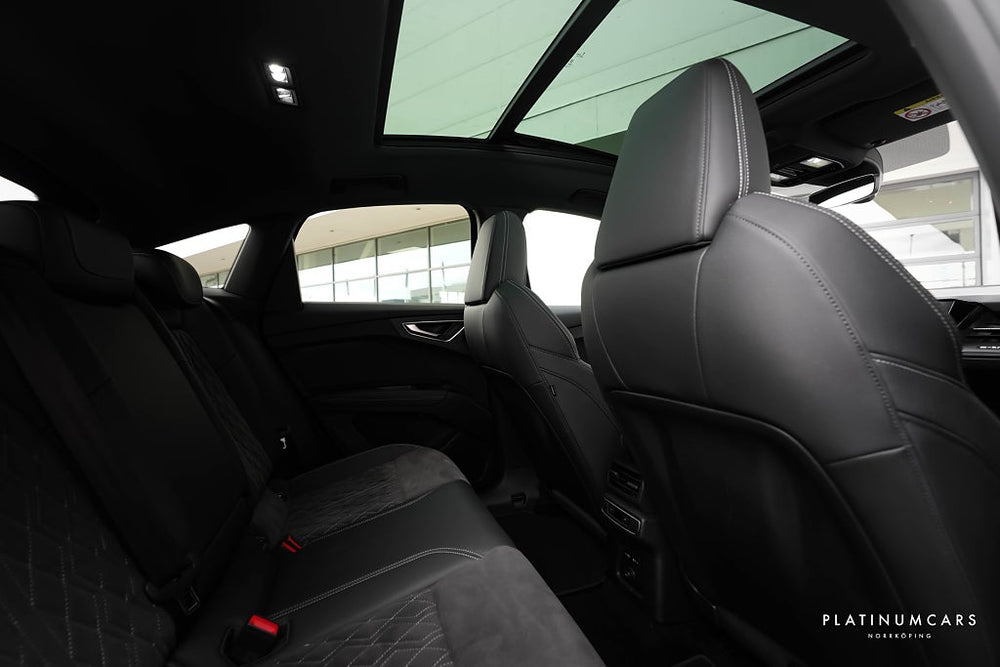Audi Q4 40 Sportback e-tron S Line 204hk / Optik / Pano