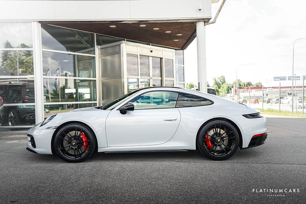 Porsche 911 992 Carrera GTS 480hk / Skalstolar / Kolfiber / Manuell
