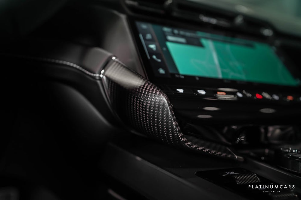 Aston Martin Vanquish Volante V12 835hk 2026