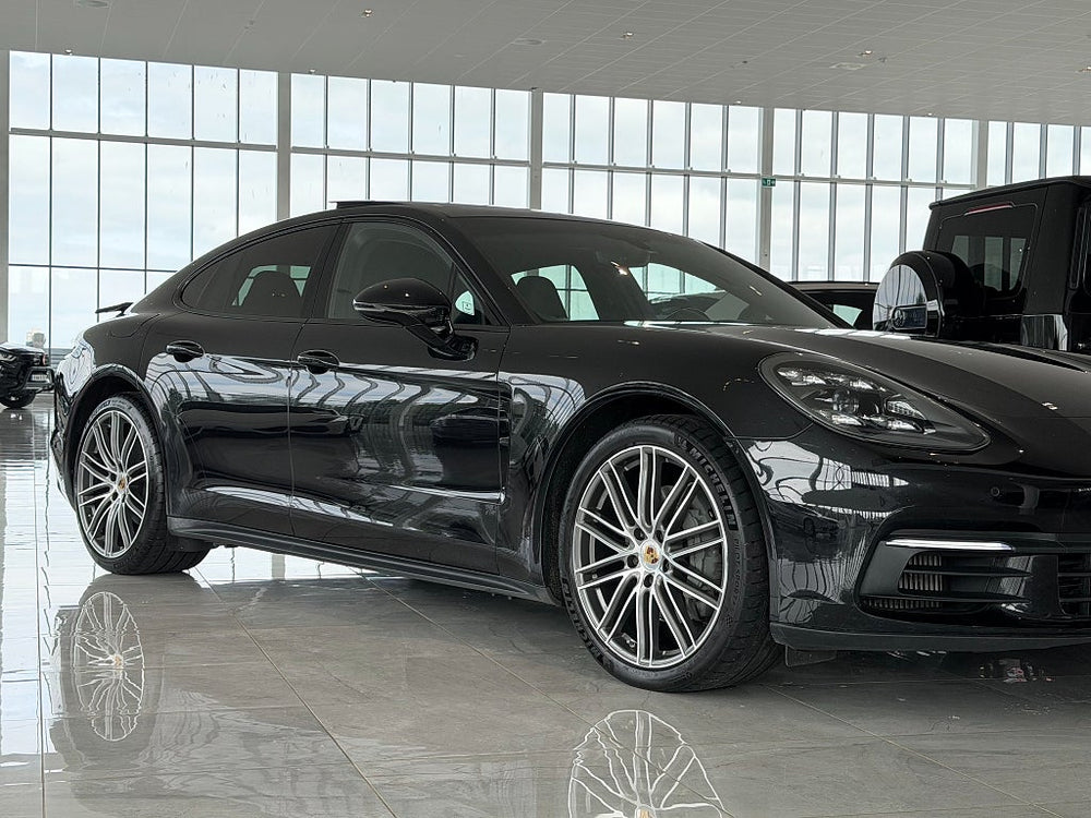 Porsche Panamera 4S V8 Diesel PDK 422hk / PDLS+ / CHRONO / PASM / BOSE