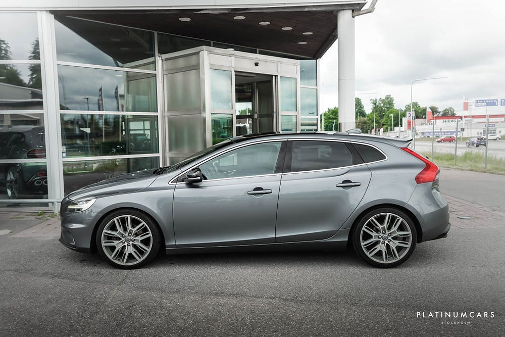 Volvo V40 D4 R-Design Polestar / Sv.Såld / Värmare / Pano