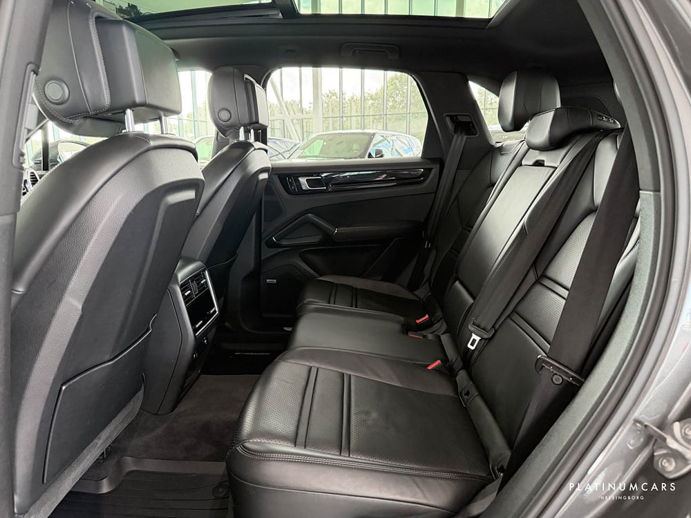 Porsche Cayenne E-Hybrid TipTronic S 462hk / Sv.såld / HUD / BOSE