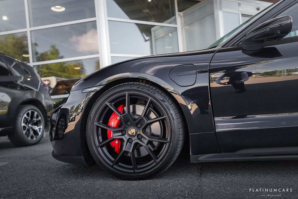Porsche Taycan GTS Sport Turismo / 18-vägs / Bose / Pano / SE SPEC