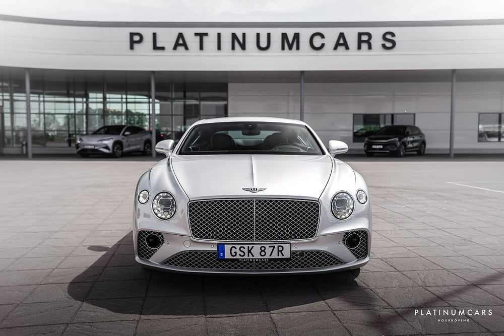 Bentley Continental GT V8 549hk / Touring / City / B&O / Låga mil