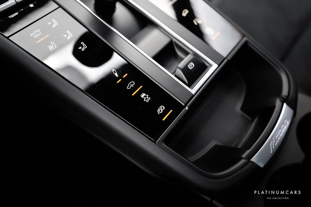 Porsche Macan GTS GTS PDK 440hk / Adaptiv Farthållare / Värmare / Pano