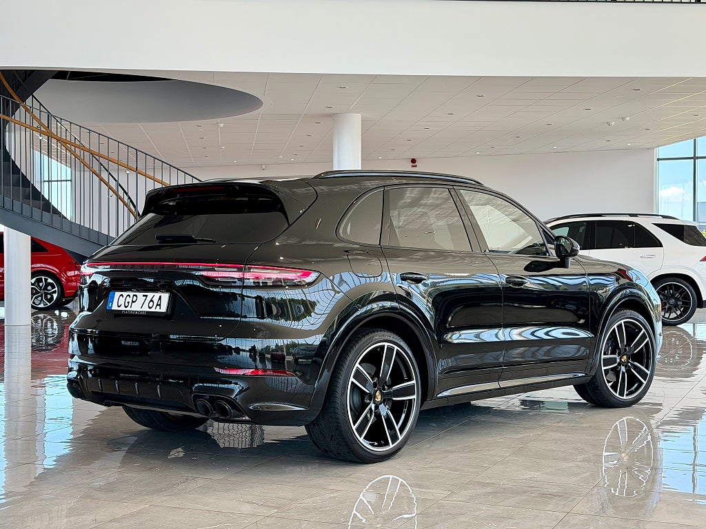 Porsche Cayenne E-Hybrid 462 hk / PLATINUM / PASM / PDLS / 360° / PANO