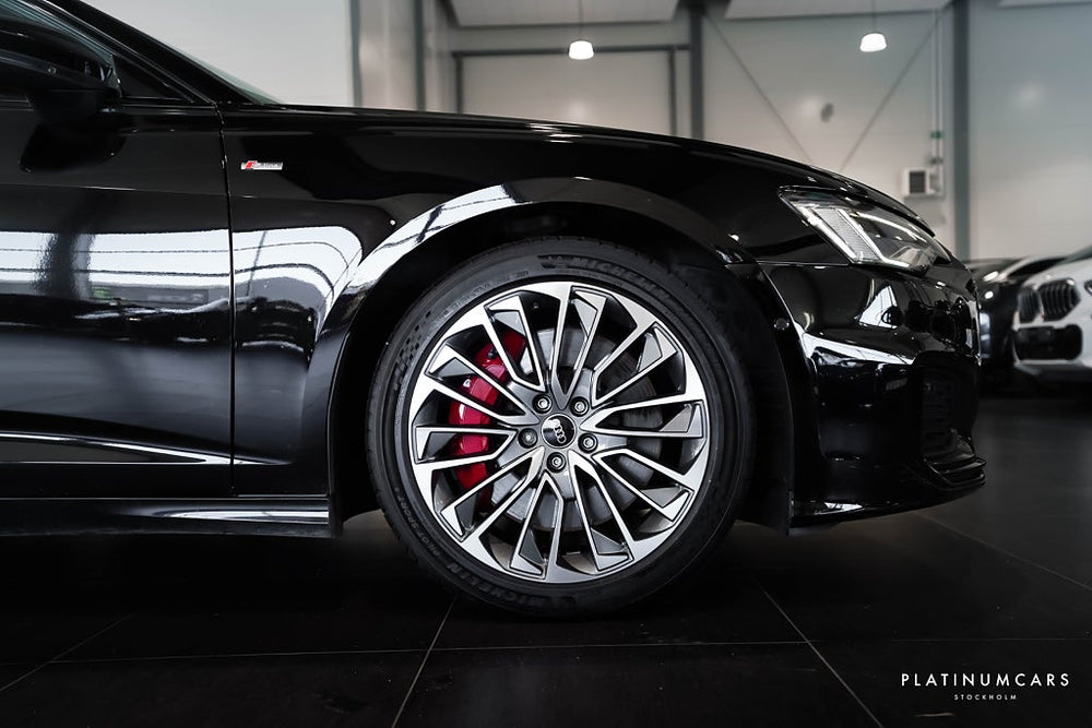Audi A6 Avant 55 TFSI e Quattro S-Line / LEASEBAR / Drag