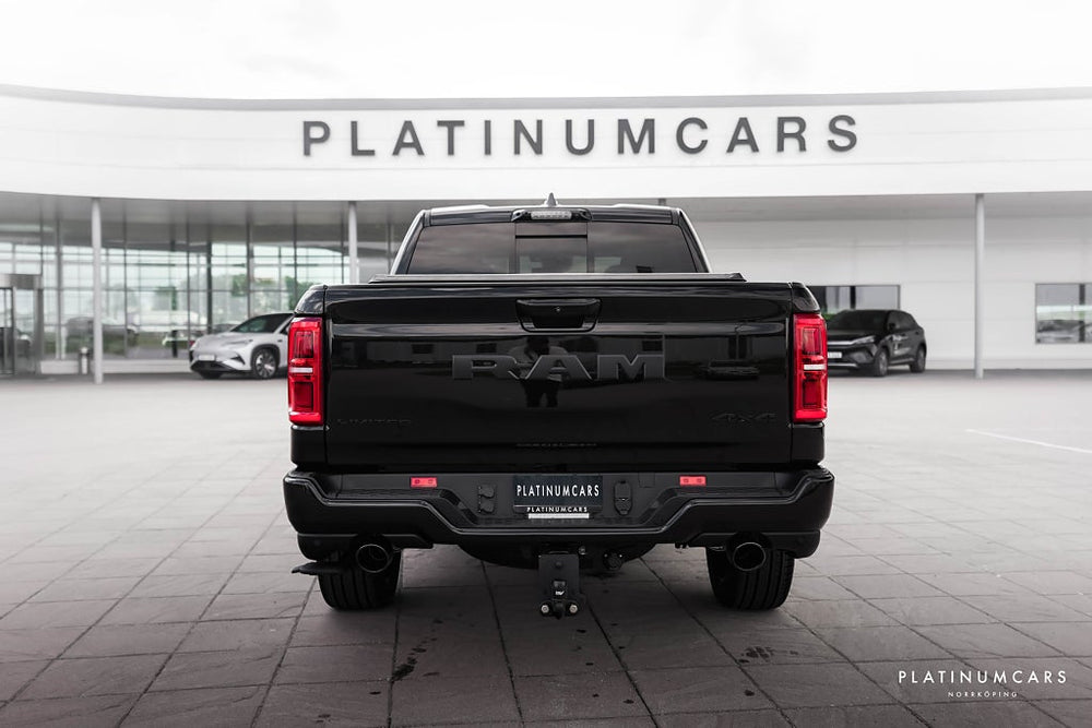 RAM 1500 Limited Rambox Night 2026 / LEASEBAR