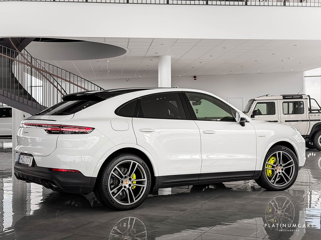 Porsche Cayenne Coupé E-Hybrid 462hk / Sv.såld / Pano