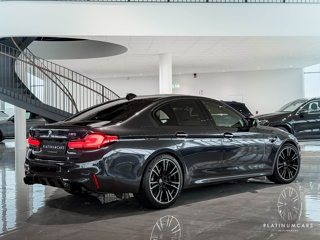 BMW M5 4.4 V8 AWD 600hk / Individual / B&W / HUD / Kolfiber