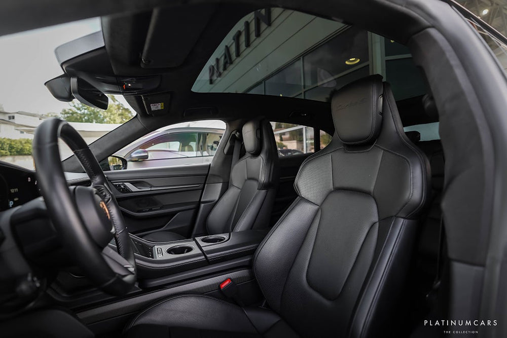 Porsche Taycan Turbo S Cross Turismo 761hk / 18-vägs / Kolfiber