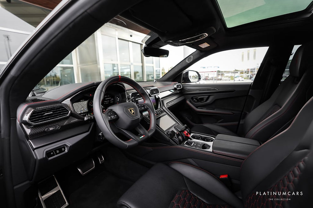 Lamborghini Urus S 666hk 2024 / Sv.såld / Style / Dark / B&O