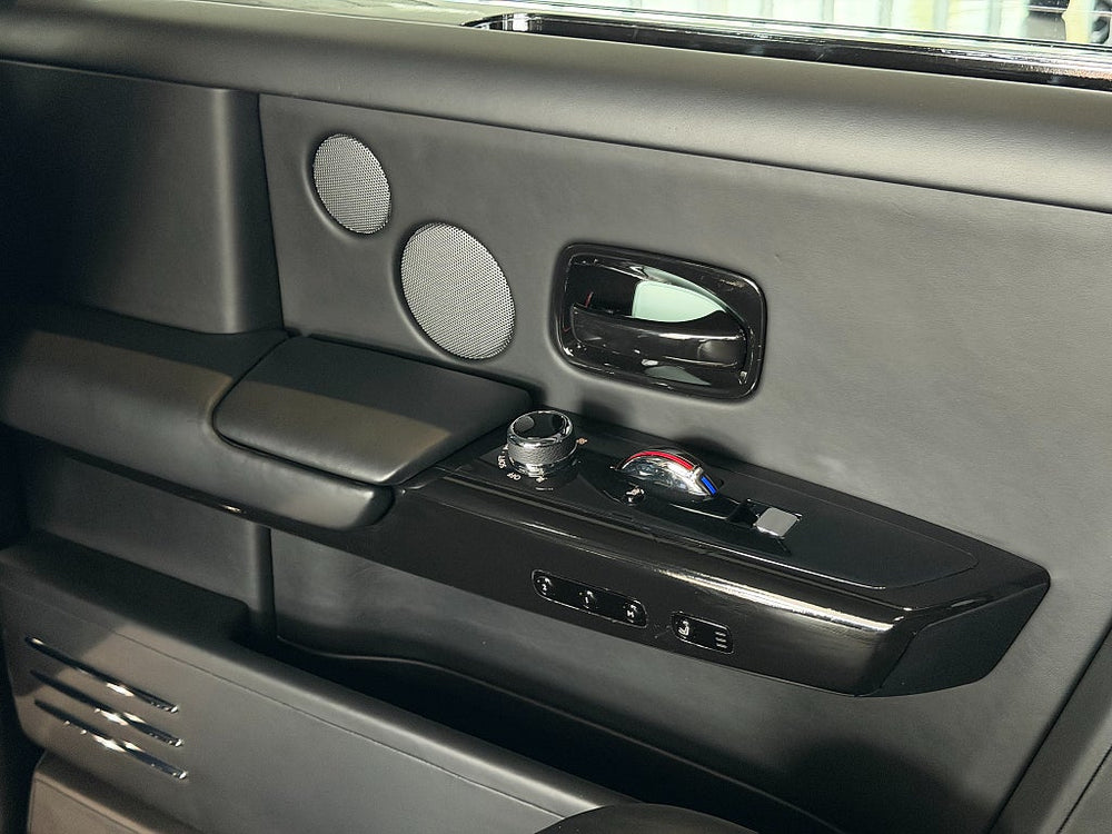 Rolls-Royce Phantom  V12 571hk Extended Wheelbase / MANSORY / Carbon