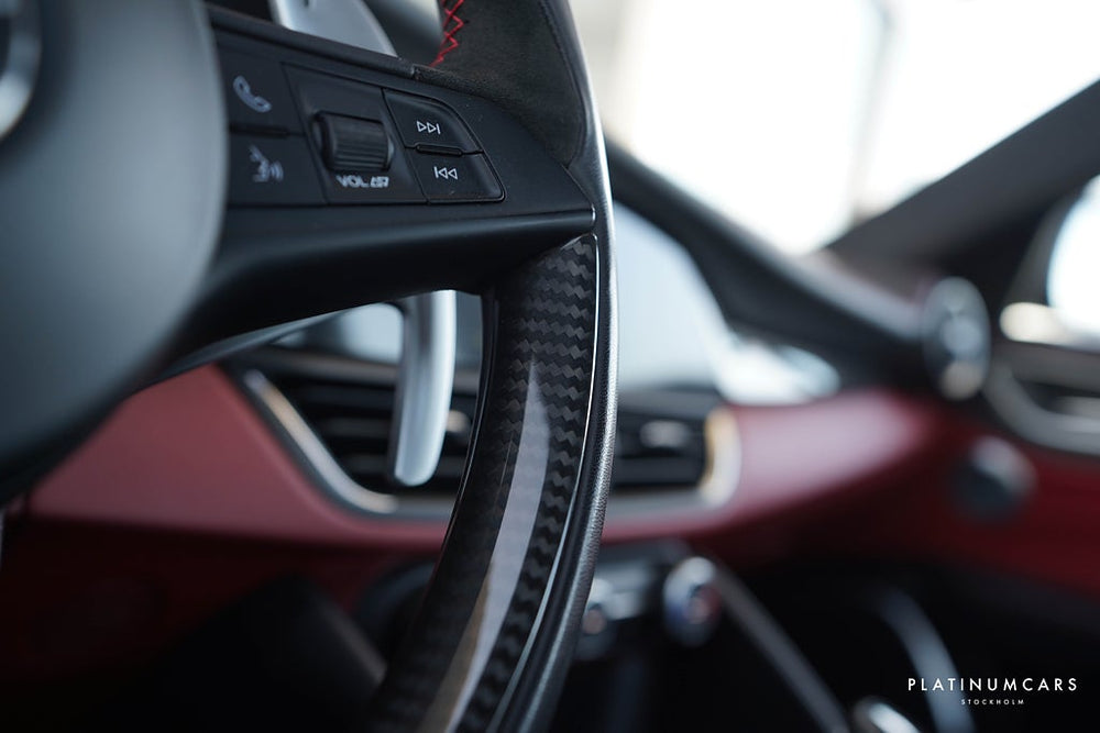 Alfa Romeo Giulia Quadrifoglio 510hk / Kolfiber /  H&K