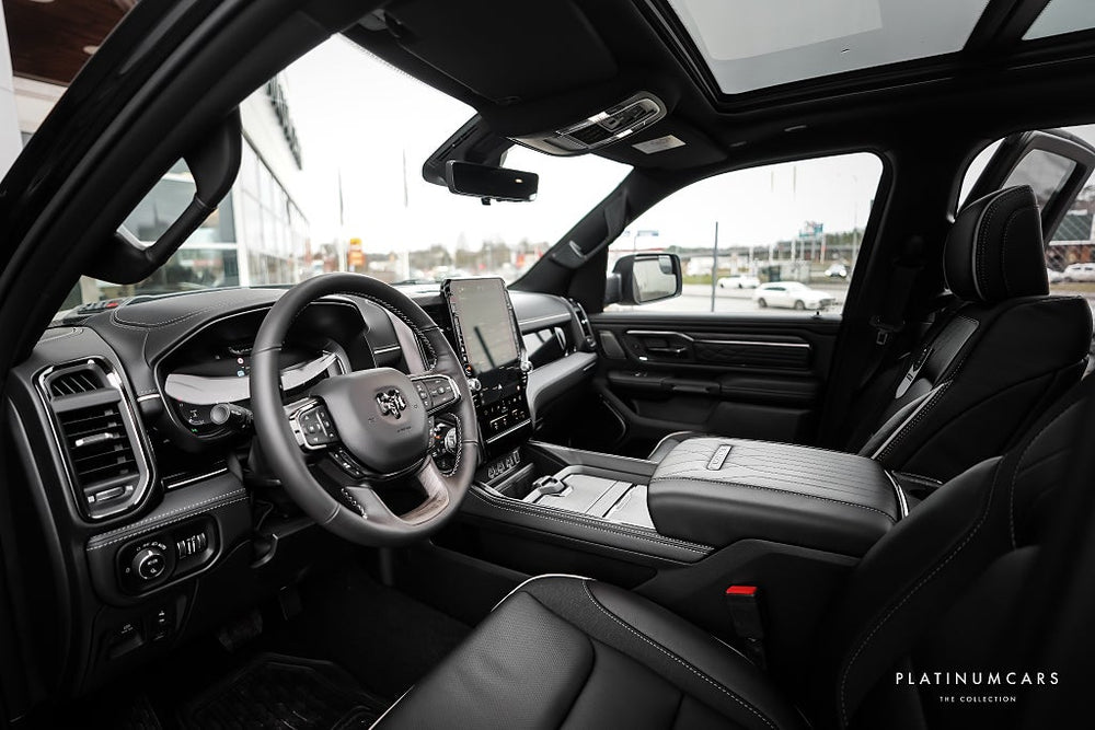 RAM 1500 Limited Rambox Night 2025 / OMG LEV /LEASEBAR