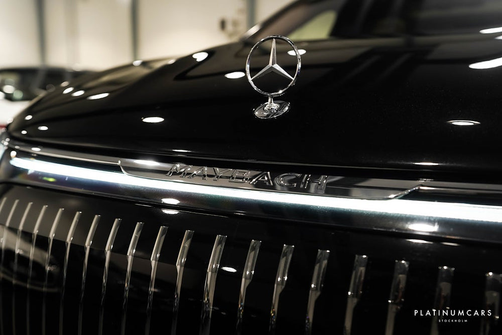 Mercedes-Benz EQS 450+ MAYBACH 680 4MATIC / AIRMATIC / SE SPEC / Two Tone /