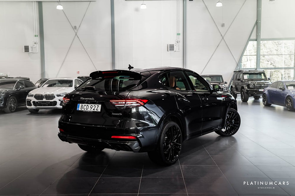 Maserati Levante V8 Ultima 580hk Limited 1 of 103 / LEASEBAR / Carbon