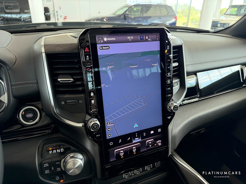 RAM 1500 Laramie Night Premium 2026 / NYA MOD/ LEASEBAR