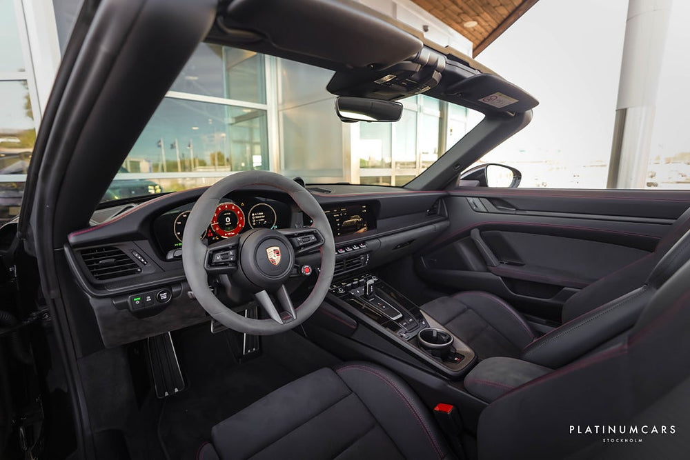 Porsche 911 992 Targa 4 GTS PDK 2026 / Kolfiber / Lift / Matrix