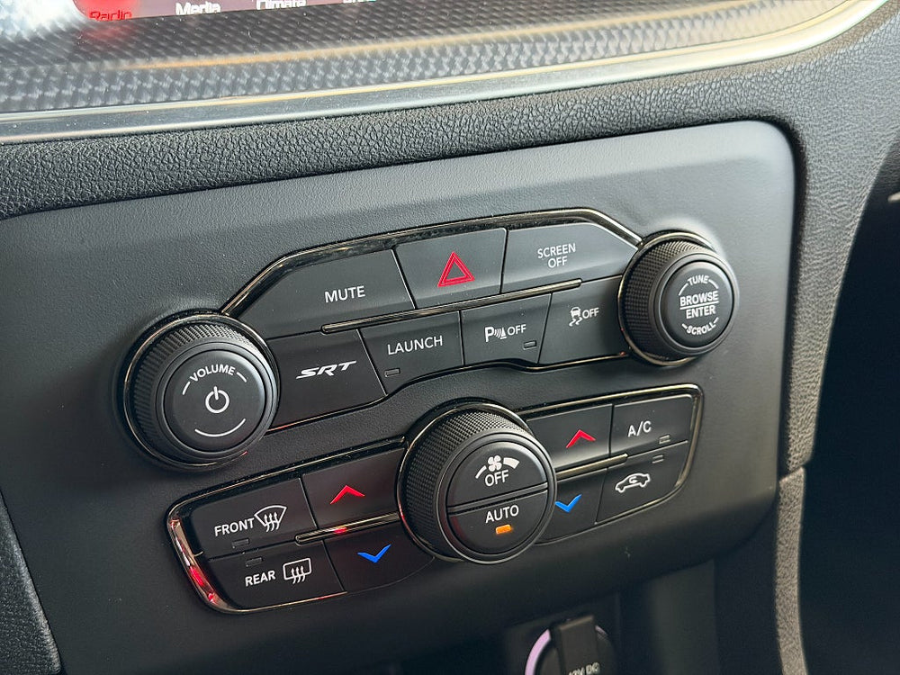 Dodge Charger SRT HELLCAT 6,2L HEMI 717hk / HiFi / Backkamera / Navi