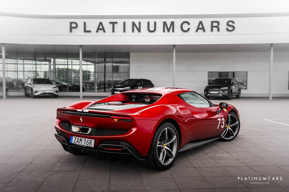 Ferrari 296 GTB 830hk / NYPRIS 4,7 MILJ / SE SPEC / 300mil