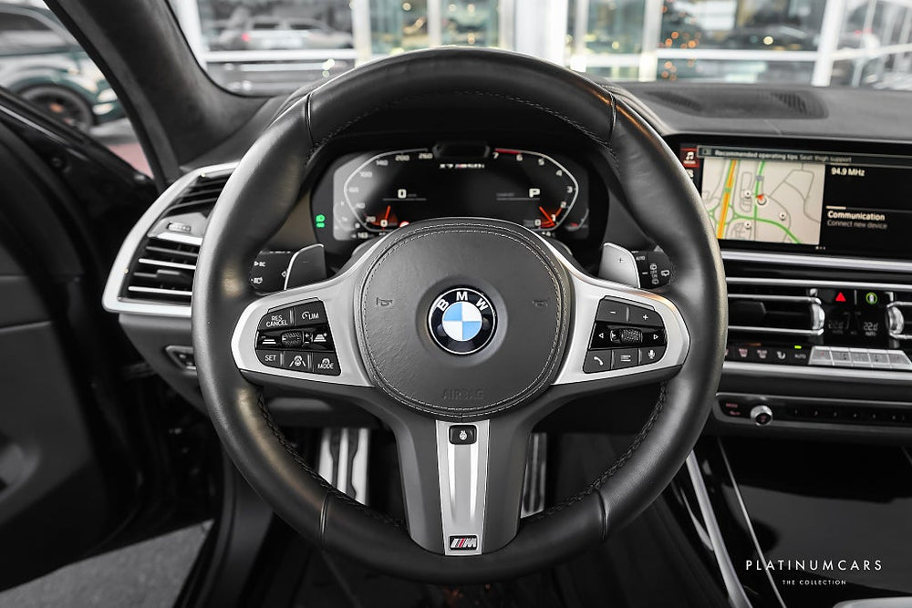 BMW X7 M50i xDrive 530hk / 7-sits / H&K / HUD / Night / Drag