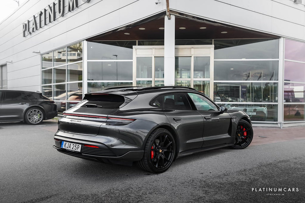 Porsche Taycan GTS Sport Turismo / SportDesign Carbon / Sv.Såld