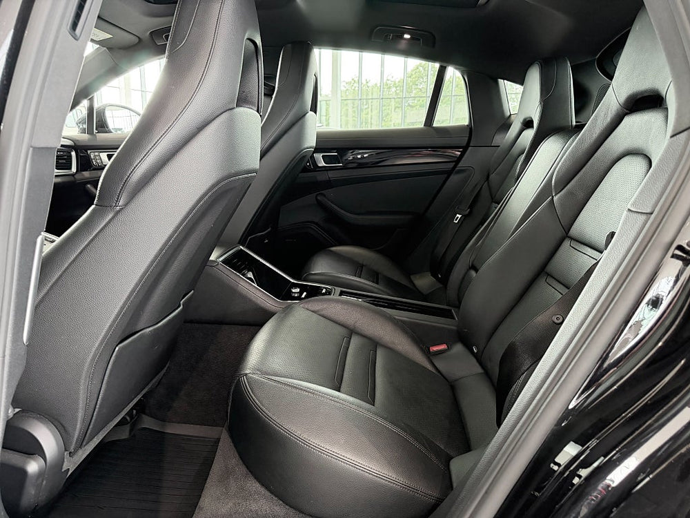 Porsche Panamera 4S V8 Diesel PDK 422hk / PDLS+ / CHRONO / PASM / BOSE