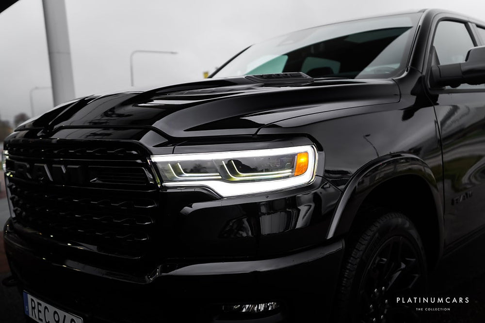 Dodge RAM Limited Rambox Tail /OMG LEV / NYBIL / LEASEBAR
