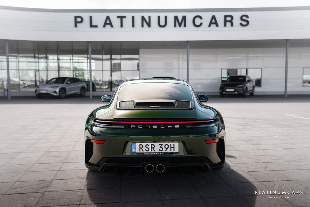 Porsche 911 992 GT3 Touring PDK 510hk 2026 / 100 mil / Sv.såld