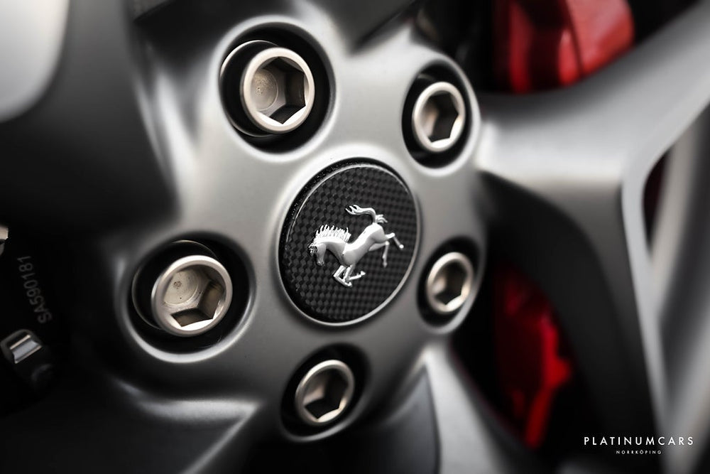 Ferrari F8 Tributo Tributo Spider 720hk / SPEC / Kolfiber  / Låga mil