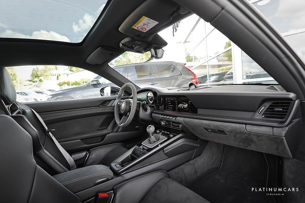 Porsche 911 992 Carrera GTS 480hk / Skalstolar / Kolfiber / Manuell