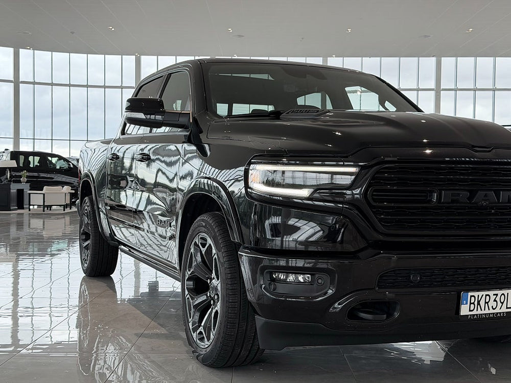 RAM 1500 Crew Cab 5.7 V8 HEMI 4x4 NIGHT / LIMITED / Sport Avgs