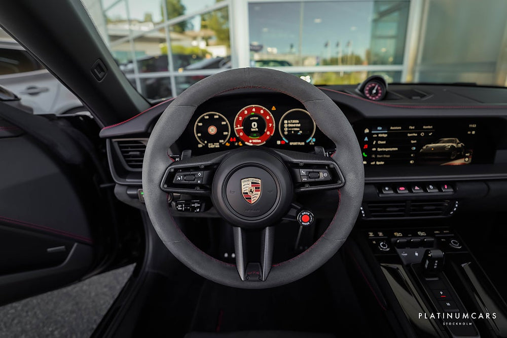 Porsche 911 992 Targa 4 GTS PDK 2026 / Kolfiber / Lift / Matrix