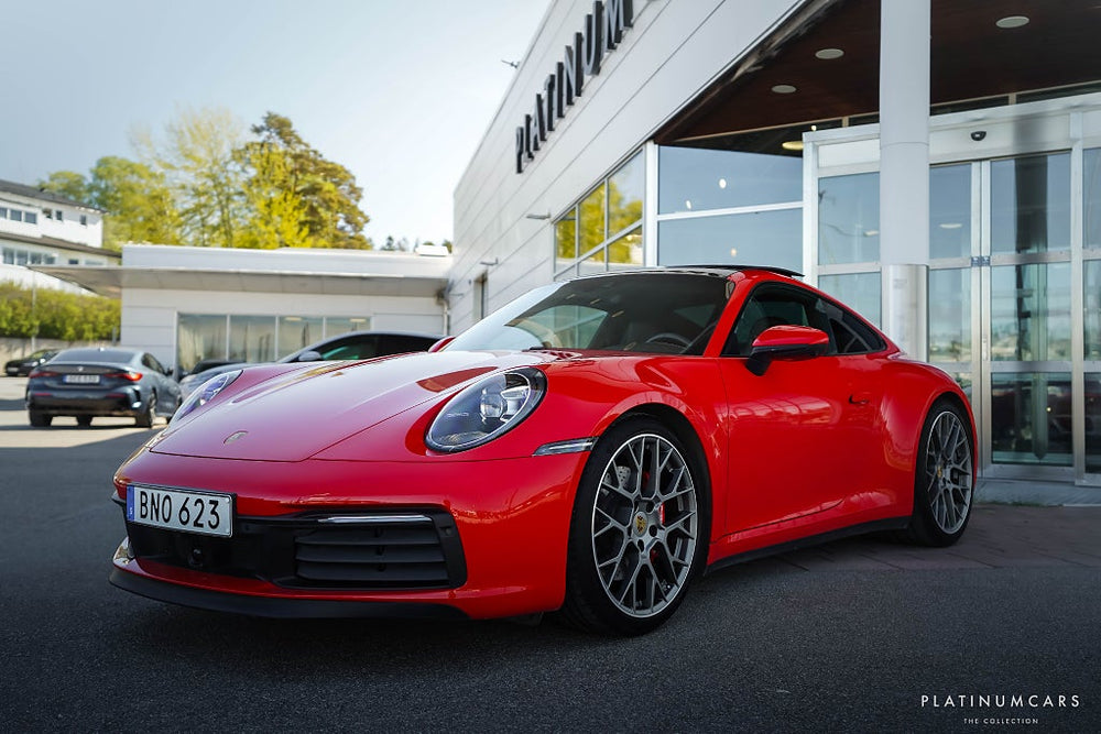 Porsche 911 992 Carrera 4S PDK 450hk / PDCC / Matrix / 18-vägs