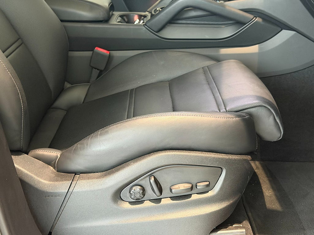 Porsche Cayenne S E-Hybrid 520hk / SportDesign / BOSE / Pano / Drag / HUD