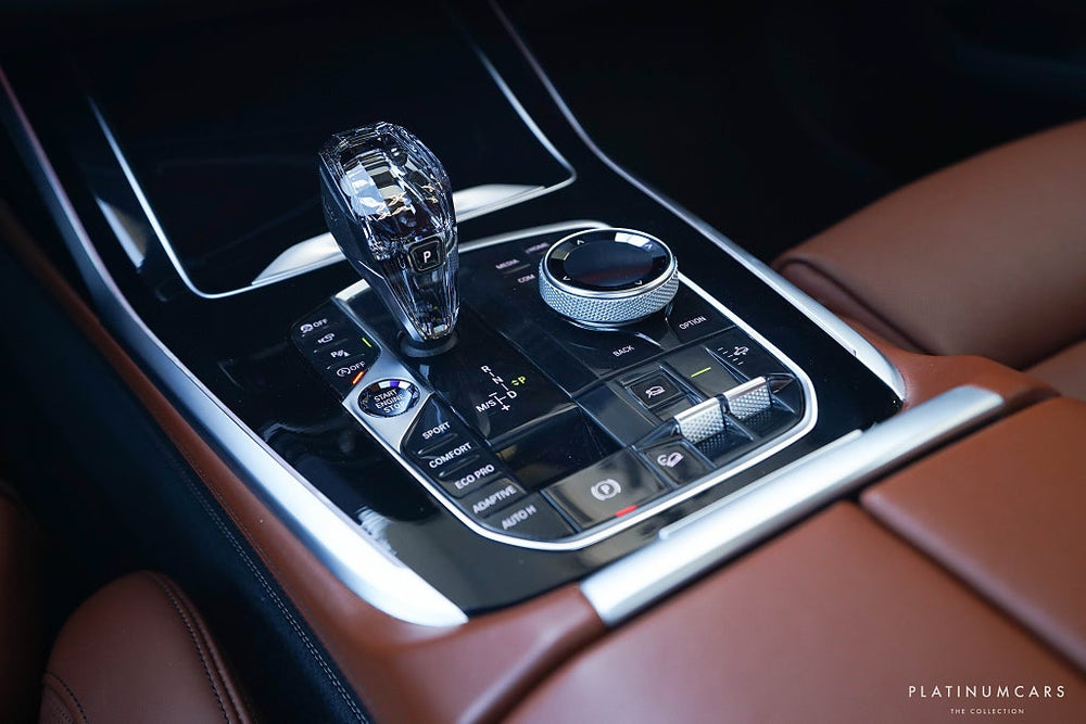 BMW X7 xDrive30d M Sport / Individual / B&W / Sky Lounge