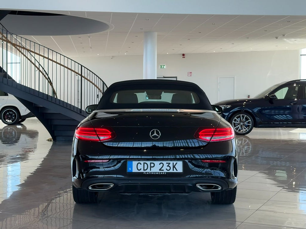 Mercedes-Benz C 300 AMG Cabriolet 258hk / Burmester / 360° / Navigation