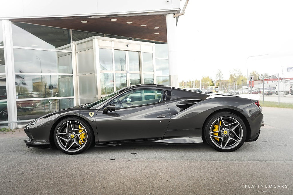 Ferrari F8 Spider 720hk / Kolfiber / Edizione Finale / Historical