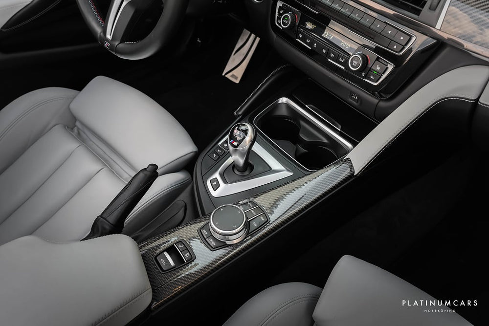 BMW M4 Competition Cab 450hk / Låga mil / Kolfiber / H&K