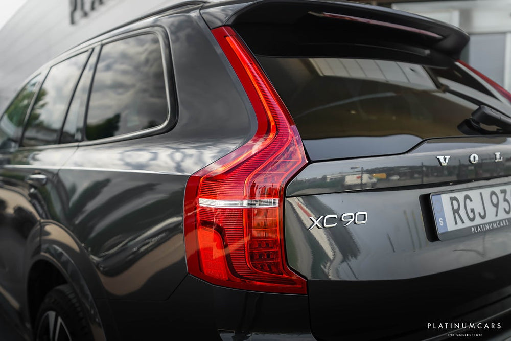 Volvo XC90 T8 AWD Ultra Dark 456hk / B&W / 22" / 7-sits / SE SPEC!
