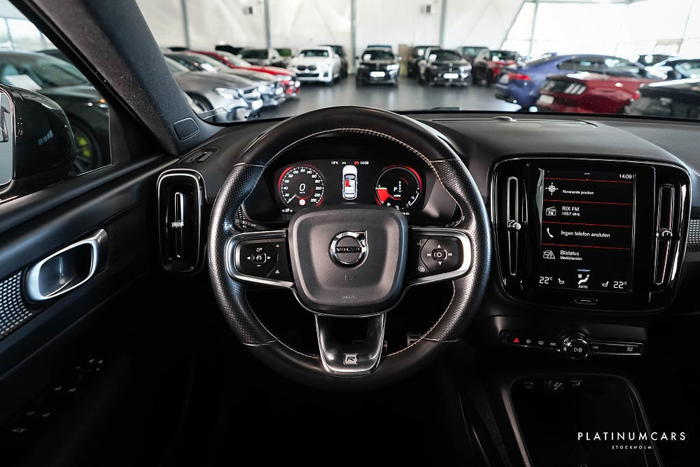 Volvo XC40 T5 Recharge R-Design / LEASEBAR / Värmare / Dragkrok