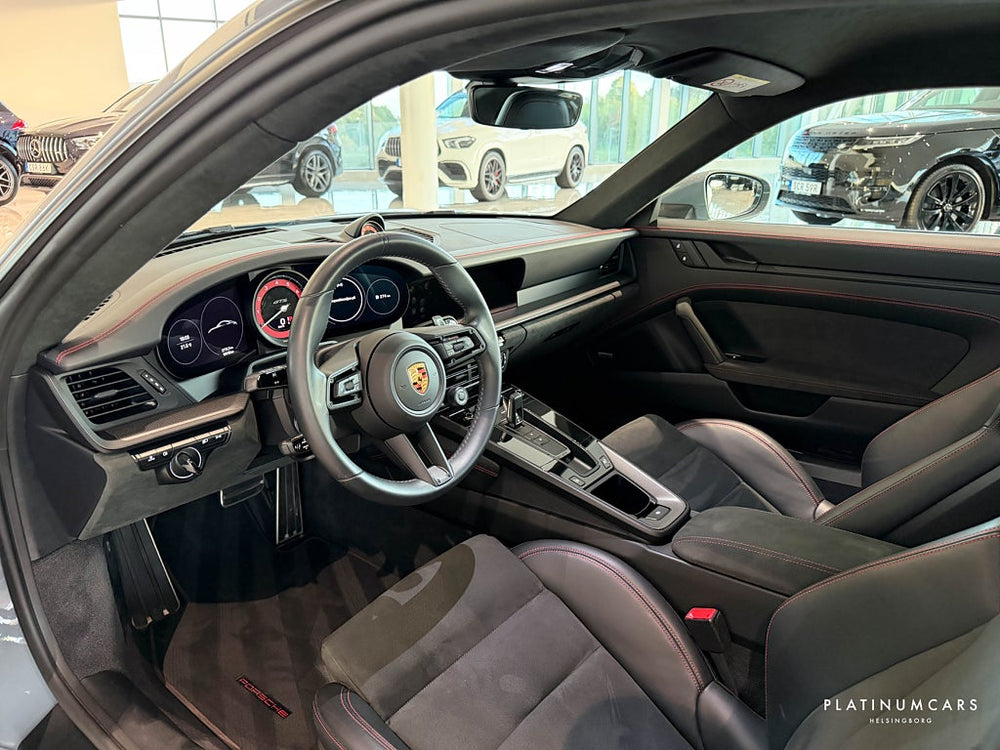 Porsche 992 992 GTS / Lyft / HRE / 18-vägs / BOSE / Sv.såld
